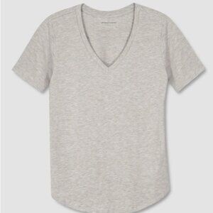 NWT Universal Standard Vrex Tshirt in Heather Gray